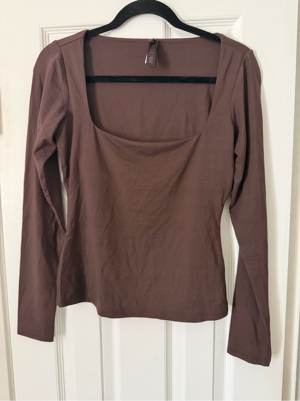 SKIMS Square-Neck Long Sleeve Top - Brown with Bralette